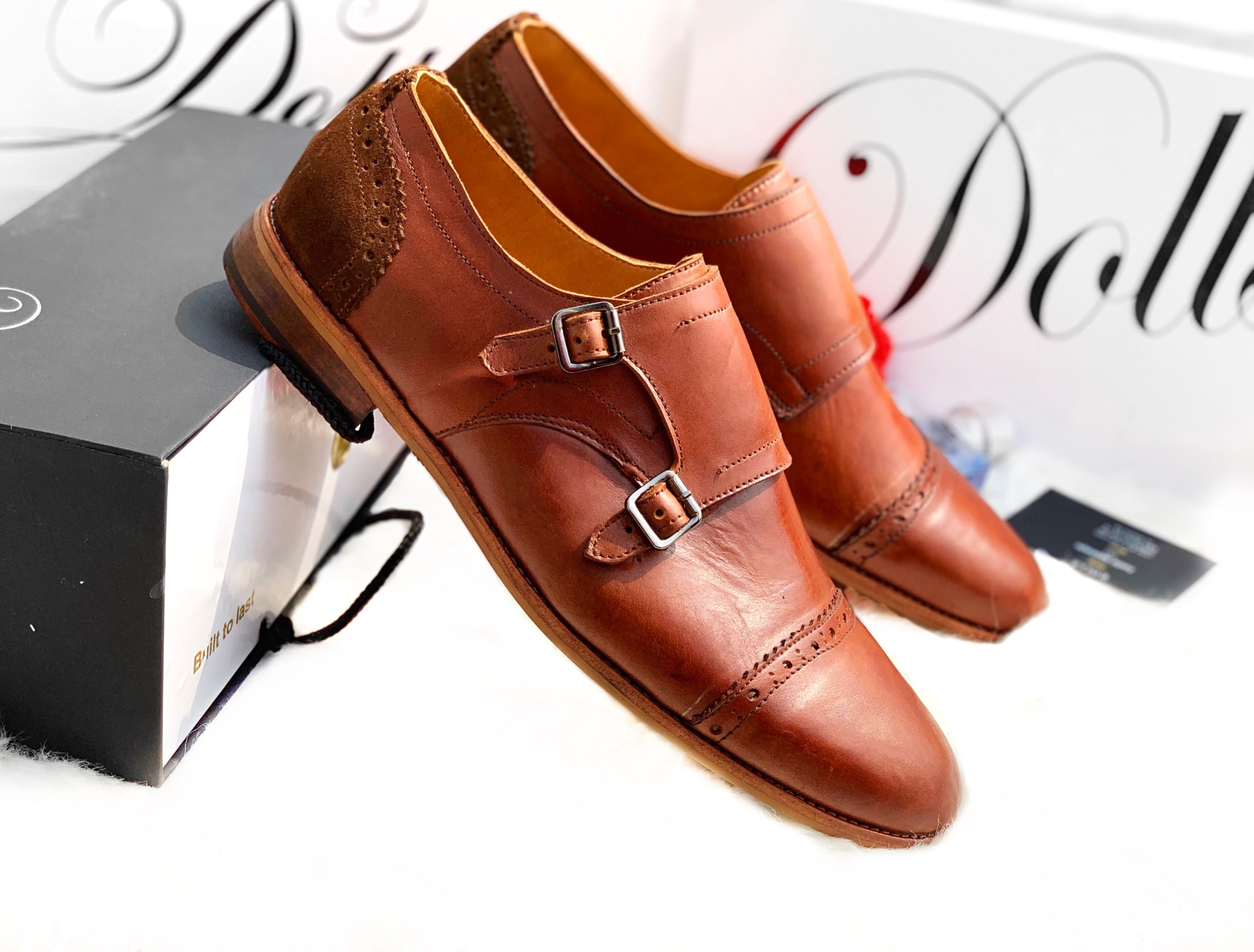 picture of a pair of men shoes by Dolls leather products