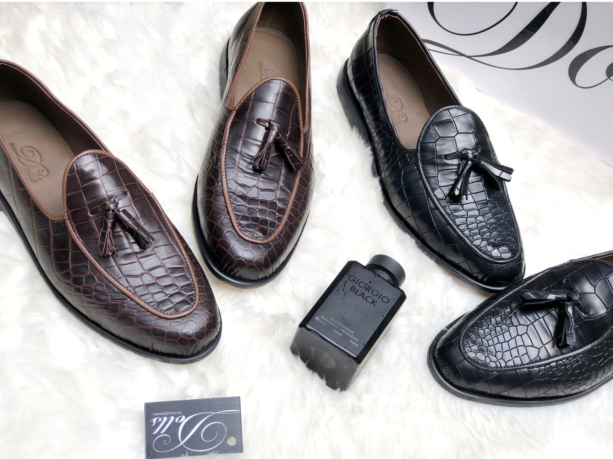 picture of an embossed crocodile leather shoes for men by Dolls leather products
